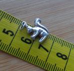 zilveren vintage bedel eekhoorn [372], Overige merken, Verzenden, Zo goed als nieuw, 1 bedel