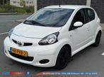 Toyota Aygo 1.0-12V Comfort Navigator // Airco // Nwe Koppel, Voorwielaandrijving, Euro 5, Gebruikt, 4 stoelen