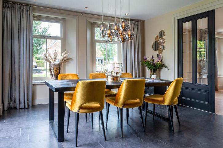 Nieuwe eettafel blax richmond interiors, Huis en Inrichting, Tafels | Eettafels, Nieuw, 50 tot 100 cm, 200 cm of meer, Rechthoekig