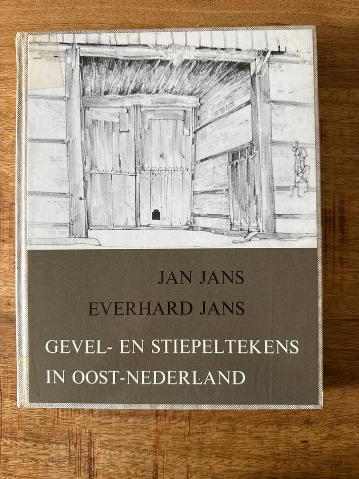 Gevel- en Stiepeltekens Oost-Nederland, Boeken, Geschiedenis | Stad en Regio, Gelezen, Ophalen of Verzenden
