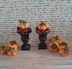 🎃 PPH 1.12 FRANSE GIETIJZEREN TUINVAZEN MET POMPOENEN 🎃, Ophalen of Verzenden, Zo goed als nieuw, Poppenhuis