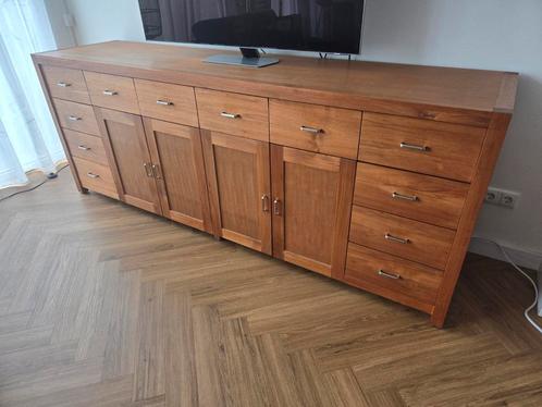 Te Koop Dressoir kleur kersen hout (massief)Geen fineer!, Huis en Inrichting, Kasten | Dressoirs, Zo goed als nieuw, 200 cm of meer