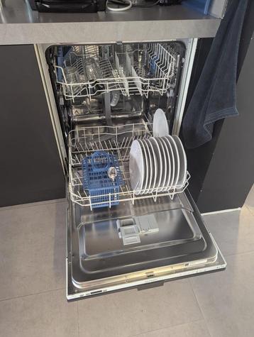 Indesit vaatwasser DIFP 18B1 beschikbaar voor biedingen