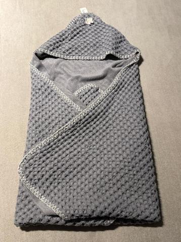 Koeka Omslagdoek Grijs 69cm x 69cm beschikbaar voor biedingen