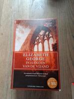 Elizabeth George - In handen van de vijand, Ophalen of Verzenden, Zo goed als nieuw, Nederland, Elizabeth George