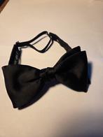 vintage silk bowtie, Kleding | Heren, Stropdassen, Verzenden, Zo goed als nieuw, Zwart, Effen
