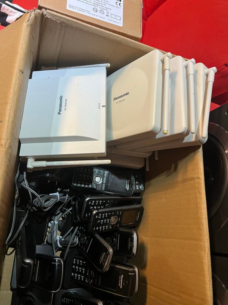 Panasonic DECT Zenders & Handsets - Onderdelen/Hobby, Ophalen, Gebruikt, 4 handsets of meer