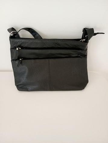 leren schoudertas, zwart beschikbaar voor biedingen