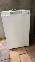 Inbouw vriezer, Witgoed en Apparatuur, Vriezers en Diepvrieskisten, Ophalen, Zo goed als nieuw, Inbouw, Minder dan 60 cm