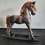 3 decoratieve houten hobbelpaarden, Ophalen, Gebruikt