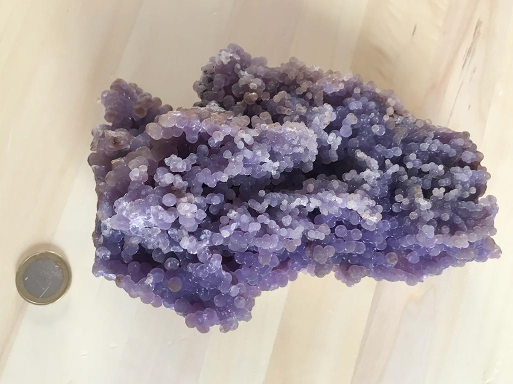 Druif agaat cluster, bijzonder formaat en vorm, top stuk!, Verzamelen, Mineralen en Fossielen, Ophalen of Verzenden, Mineraal