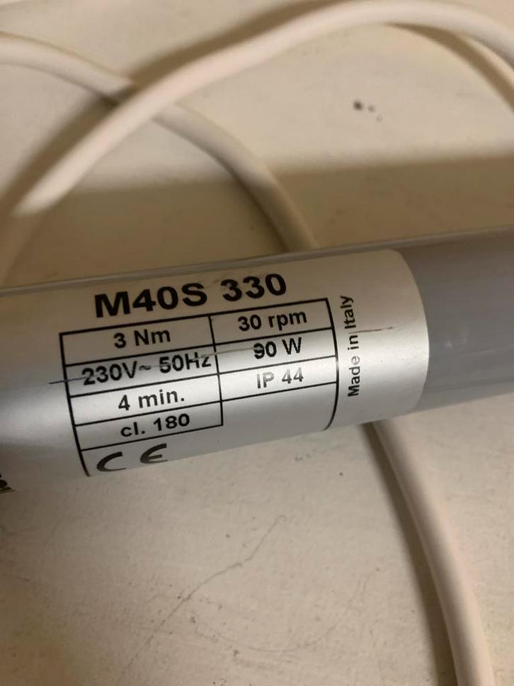 Rolgordijnmotor Bedraad - meerdere beschikbaar, Doe-het-zelf en Verbouw, Overige Doe-het-zelf en Verbouw, Zo goed als nieuw, Ophalen of Verzenden