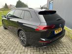Volkswagen Golf Variant 1.0 eTSI Life|navigatie|carplay|DAB|, Auto's, Gebruikt, Zwart, 19 km/l, 1265 kg