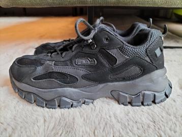 Fila Sneakers Zwart Maat 39 - Zo Goed Als Nieuw beschikbaar voor biedingen
