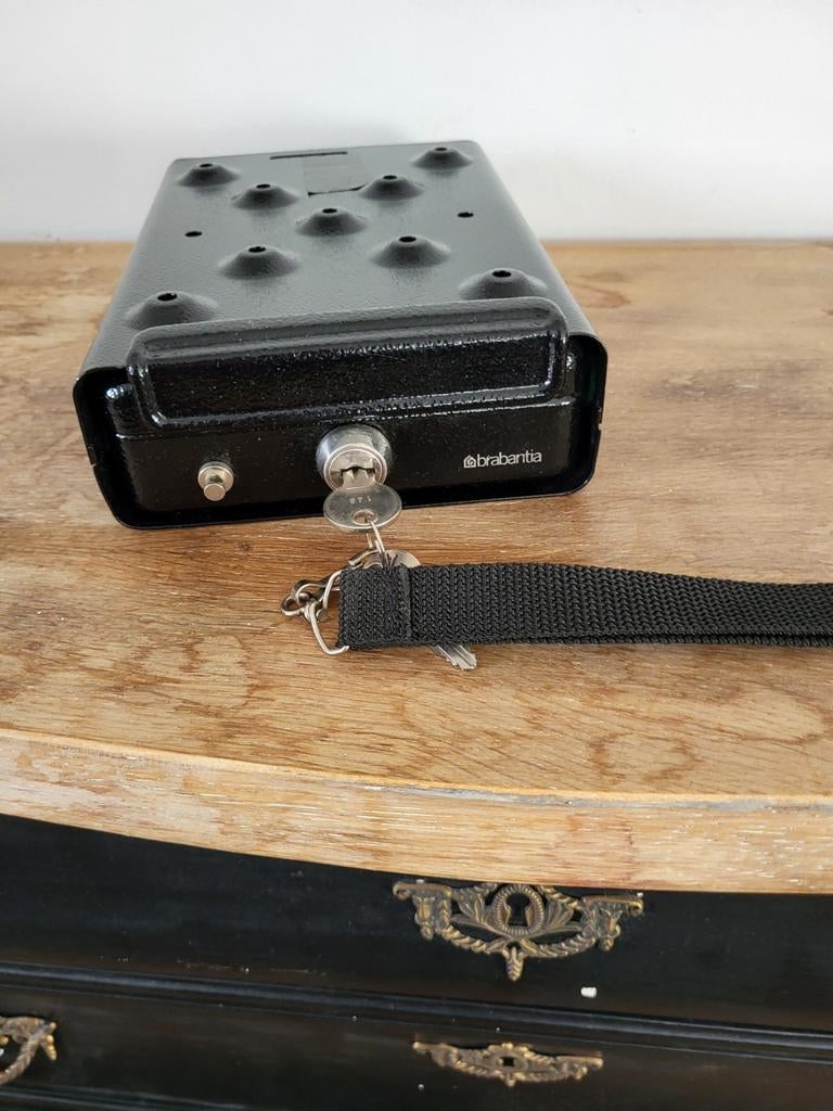 Brabantia Kluis voor Auto of Camper, Auto diversen, Anti-diefstal, Ophalen of Verzenden, Zo goed als nieuw