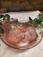 Brocante, oud compote servies met schaaltjes van roze glas, Ophalen of Verzenden