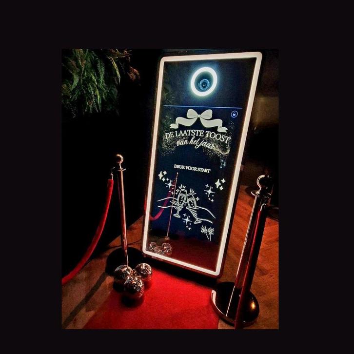 Photobooth huren - profiteer nú van de decembermaandactie!, Hobby en Vrije tijd, Feestartikelen | Verhuur, Nieuw, Overige, Verzenden