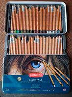 Derwent Lightfast doos 70 professionele potloden, Ophalen of Verzenden, Zo goed als nieuw, Potlood of Stift