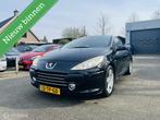 Peugeot 307 CC 2.0 Automaat / Leder / Navigatie / PDC / APK, Auto's, Peugeot, Gebruikt, Zwart, 4 cilinders, Cabriolet