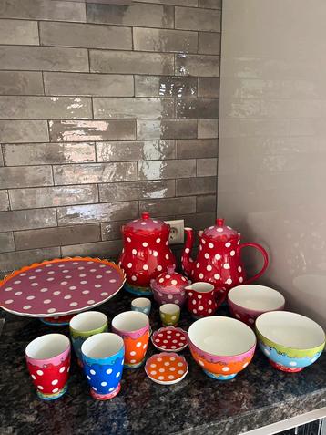 Oilily Servies Douwe Egberts beschikbaar voor biedingen