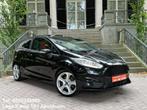 Ford Fiesta 1.6 ST2 182Pk Navi Camera Leder Cruise Climate C, Auto's, Voorwielaandrijving, 1596 cc, 1063 kg, Gebruikt