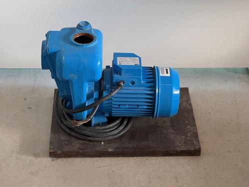 Waterpomp, Tuin en Terras, Waterpompen, Zo goed als nieuw, Elektrisch, Beregeningspomp, Ophalen of Verzenden