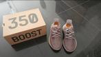 Yeezy Boost 350 V2, Overige kleuren, Nieuw, Ophalen of Verzenden, Sneakers of Gympen