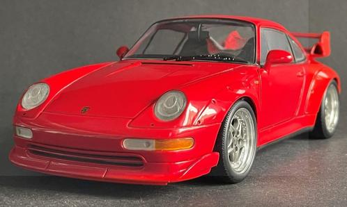 UT Models - Porsche 911 (993) GT, Hobby en Vrije tijd, Modelauto's | 1:18, Zo goed als nieuw, Auto, UT Models, Ophalen of Verzenden