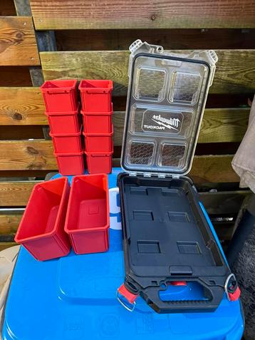 Milwaukee organizer compact en bakjes voor de normalen beschikbaar voor biedingen