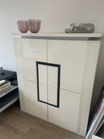 Hoogglans witte kast met zwart en verlichting, Huis en Inrichting, Ophalen, Zo goed als nieuw
