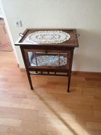 Leuk antiek theekastje, Ophalen