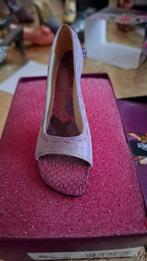 miniatuur schoentjes, Ophalen of Verzenden, Zo goed als nieuw, Overige typen