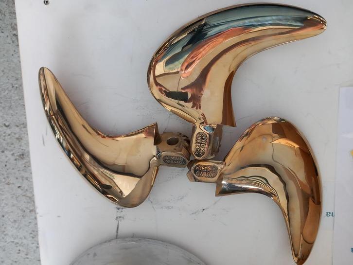 diverse nieuwe twee en drieblads klapschroef bladen, Watersport en Boten, Accessoires en Onderhoud, Nieuw, Motor en Techniek, Ophalen of Verzenden