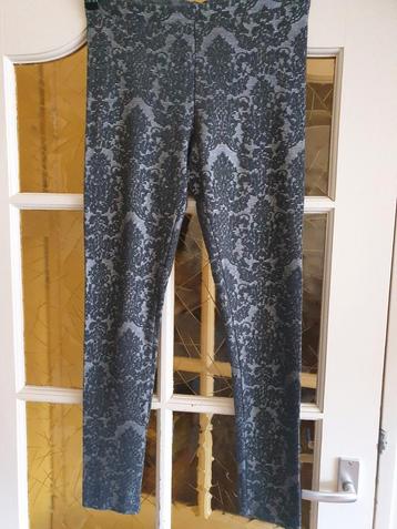 Legging dames mt M  beschikbaar voor biedingen