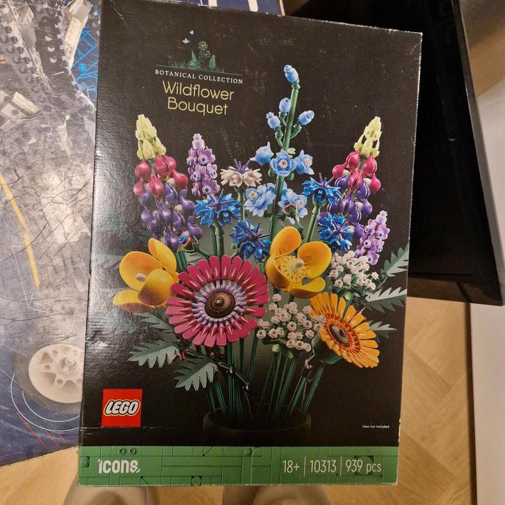 LEGO Botanical Collection Wildflower Bouquet 10313, Kinderen en Baby's, Speelgoed | Duplo en Lego, Zo goed als nieuw, Lego, Complete set