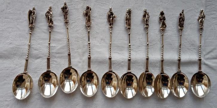 11 zilveren apostel theelepels en 1 suikerlepel  1 theeschep, Antiek en Kunst, Antiek | Goud en Zilver, Zilver, Ophalen of Verzenden
