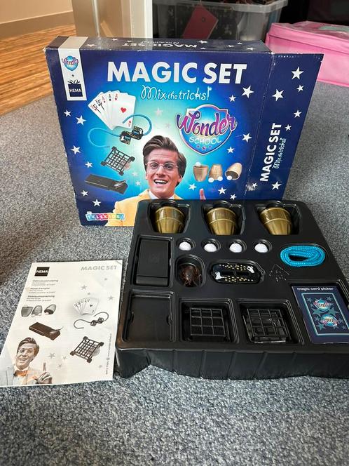 Goocheldoos Magic Set Wonderschool, Kinderen en Baby's, Speelgoed | Educatief en Creatief, Zo goed als nieuw, Ontdekken, Ophalen of Verzenden