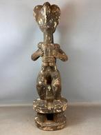 250979 Groot Afrikaans Yoruba statue uit Nigeria., Antiek en Kunst, Kunst | Niet-Westerse kunst, Ophalen of Verzenden