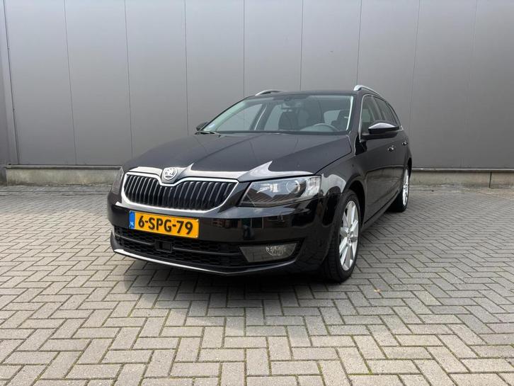 Skoda Octavia Combi 1.4 TSI Greentech Elegance Businessline, Auto's, Skoda, Bedrijf, Te koop, Octavia, ABS, Airbags, Airconditioning