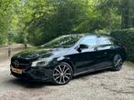 MB CLA SB 180 Aut.7G Nightpakket Leder Navi Xenon Trekhaak, Auto's, CLA, 730 kg, Zwart, 4 cilinders
