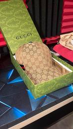 Gucci pet, Ophalen, Nieuw, 57 cm (M, 7⅛ inch) of minder, Pet