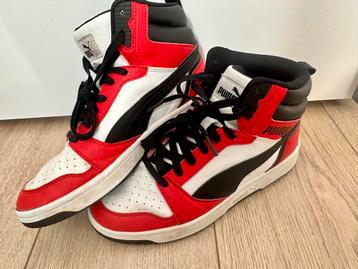 Puma Hoge Sneakers Maat 38,5 beschikbaar voor biedingen