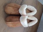Sloffen ( Dames )., Beige, Nieuw, Ophalen of Verzenden, Pantoffels of Sloffen