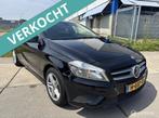 Zeer nette Mercedes A180 Benzine, Volledig Dealer ondr., Voorwielaandrijving, 65 €/maand, Gebruikt, Euro 6
