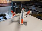 Corgi AA 48404 C 130 Hercules 1:144, Verzamelen, Luchtvaart en Vliegtuigspotten, Ophalen of Verzenden, Zo goed als nieuw, Schaalmodel