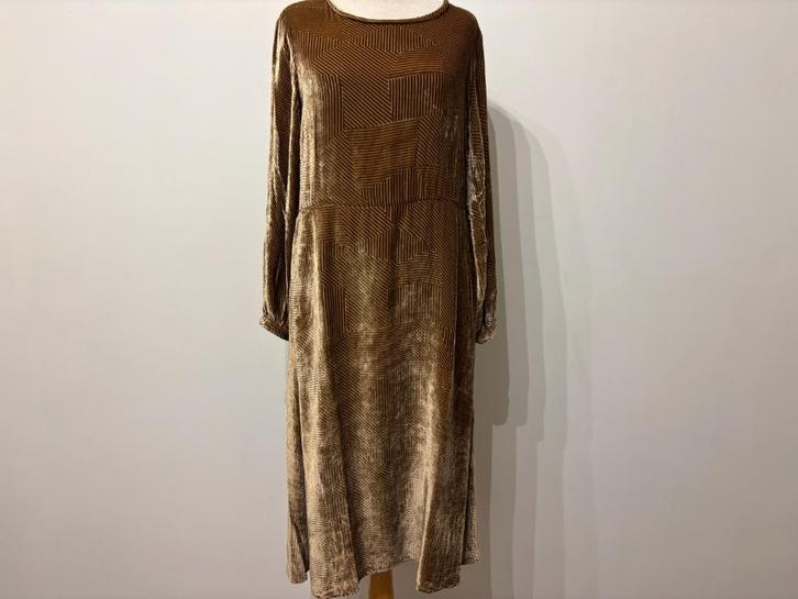 Nieuwe jurk van Diega maat S, Kleding | Dames, Jurken, Nieuw, Maat 36 (S), Overige kleuren, Onder de knie, Verzenden