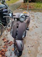 Vespa Primavera (2014)– Opknapper, Fietsen en Brommers, Ophalen, Gebruikt, Benzine, Piaggio
