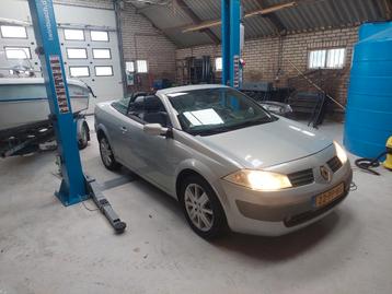 Renault Mégane 2.0 16V Autcom Cabrio 2004 Grijs beschikbaar voor biedingen