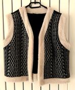 Gilet van Ambika, kleur zwart/ecru. Maat: Large. Suede look., Zwart, Maat 42/44 (L), Ophalen of Verzenden, Zo goed als nieuw