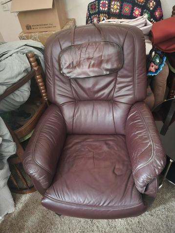 Leren fauteuil  beschikbaar voor biedingen